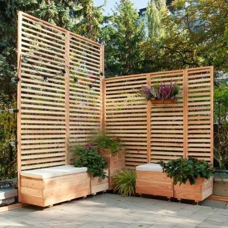 Venetian Larix Planter